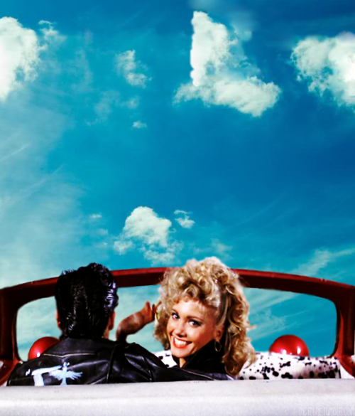grease-danny-sandy-in-clouds.png